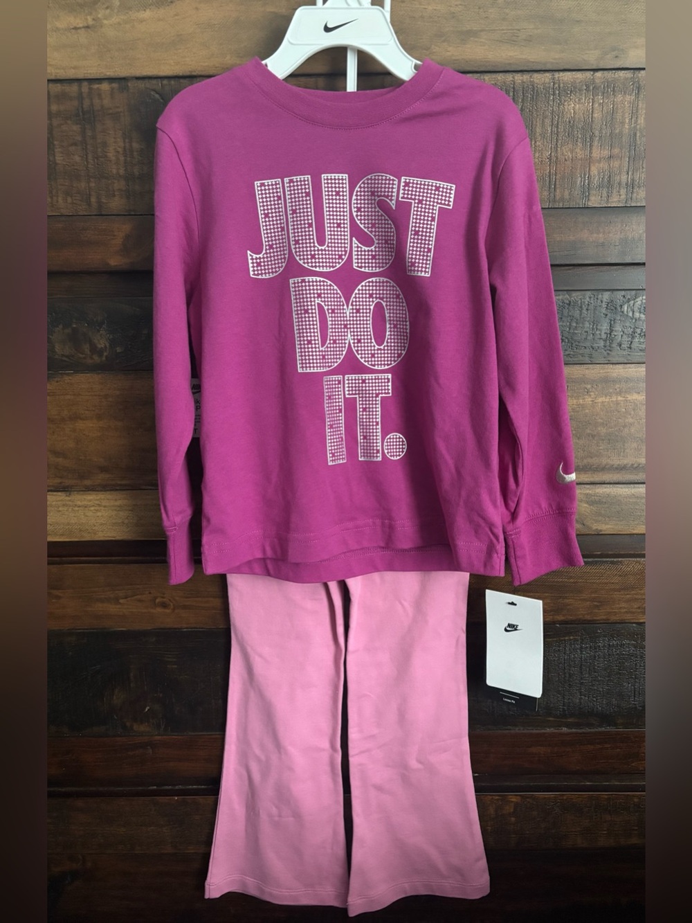 💕NWT Nike Girls Two-Piece Set with 'Just Do It' Logo💕